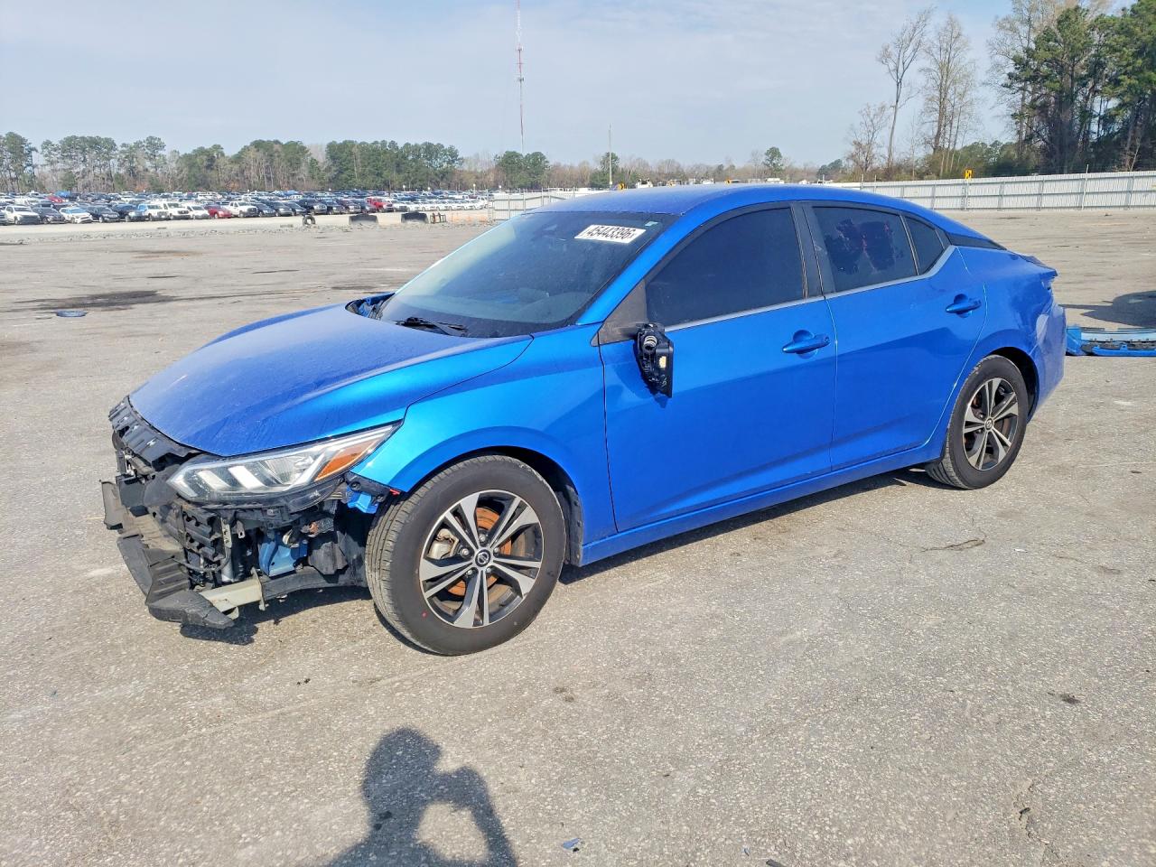 Salvage Nissan Sentra Image
