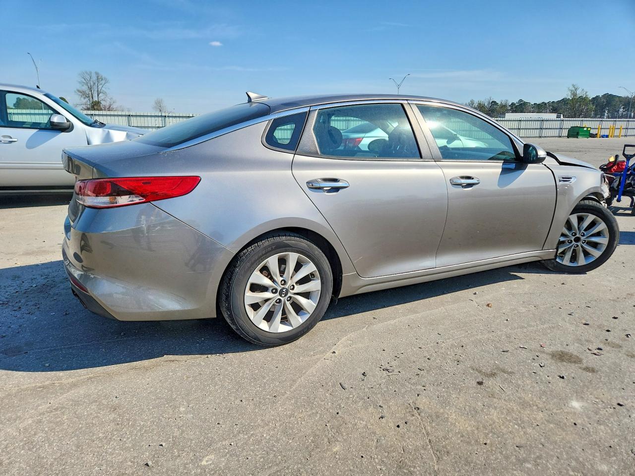 Kia Optima Lx