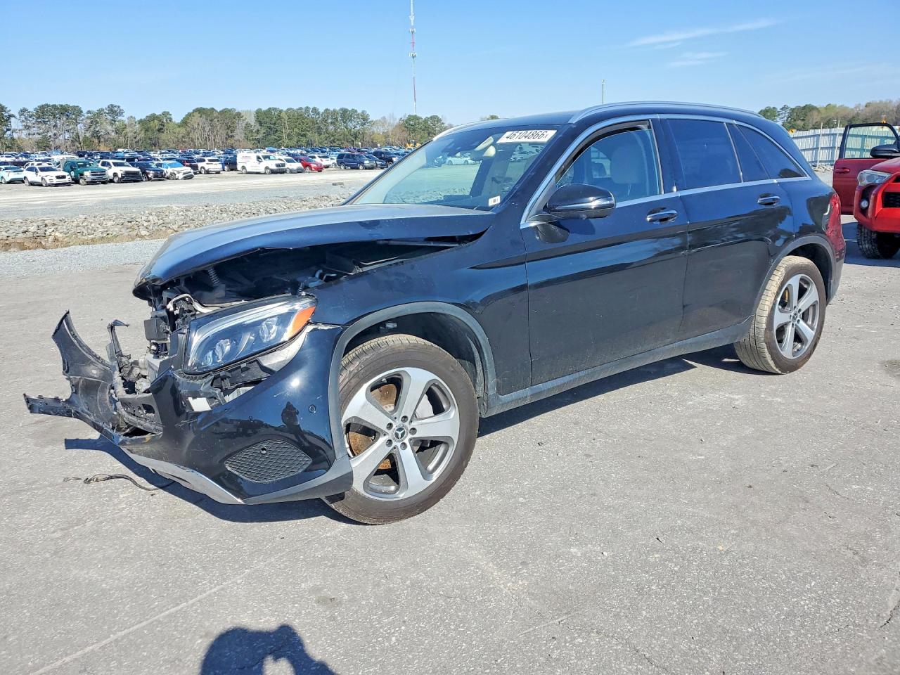 Salvage Mercedes-Benz GLC Image