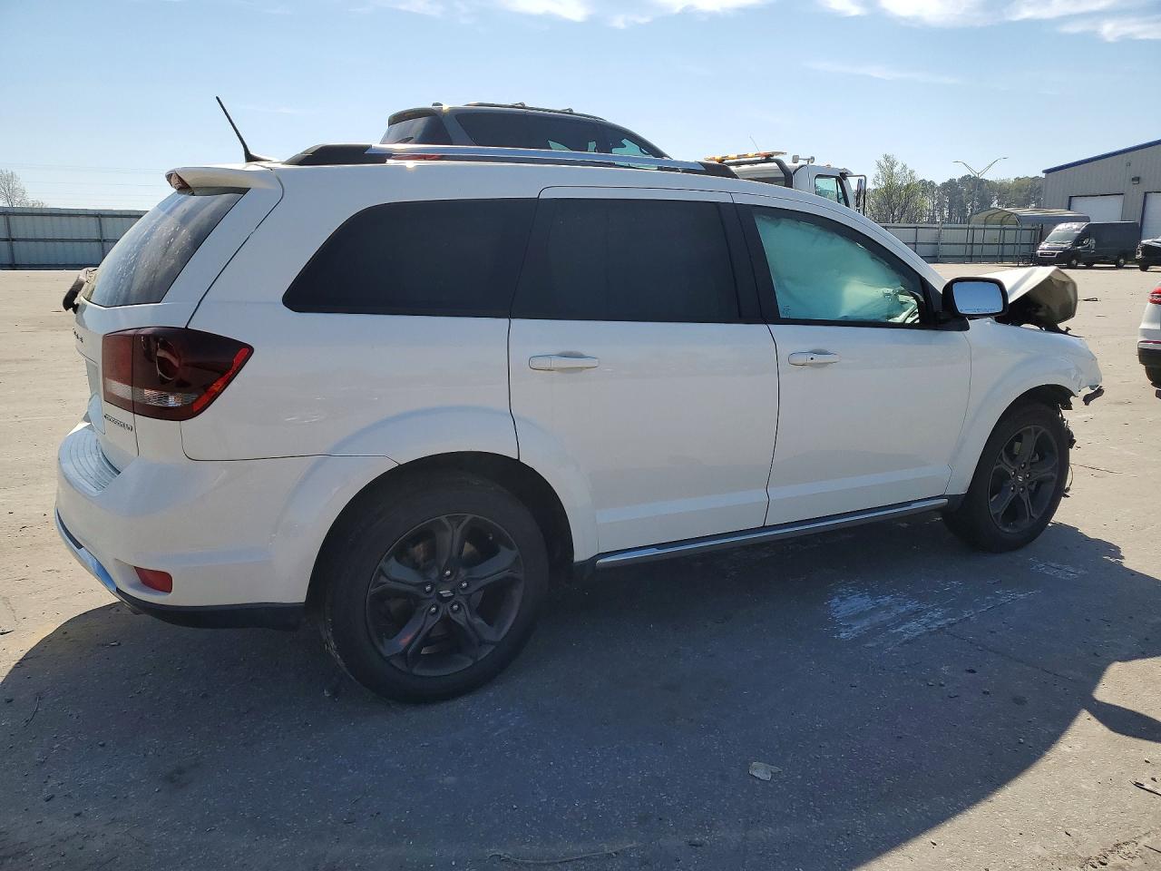 Dodge Journey Crossroad