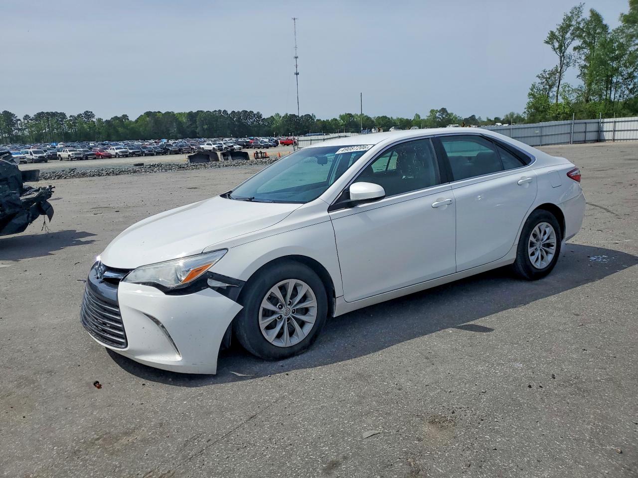Salvage Toyota Camry Image