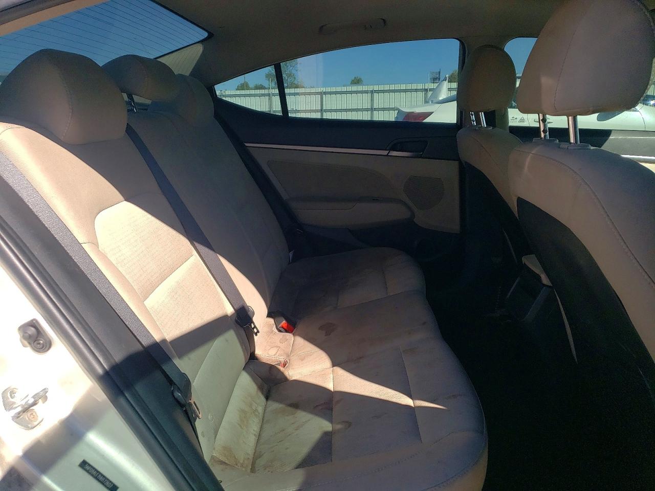 Hyundai ELANTRA Value Edition