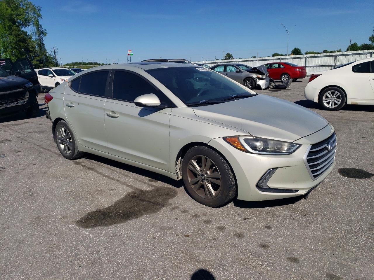 Hyundai ELANTRA Value Edition
