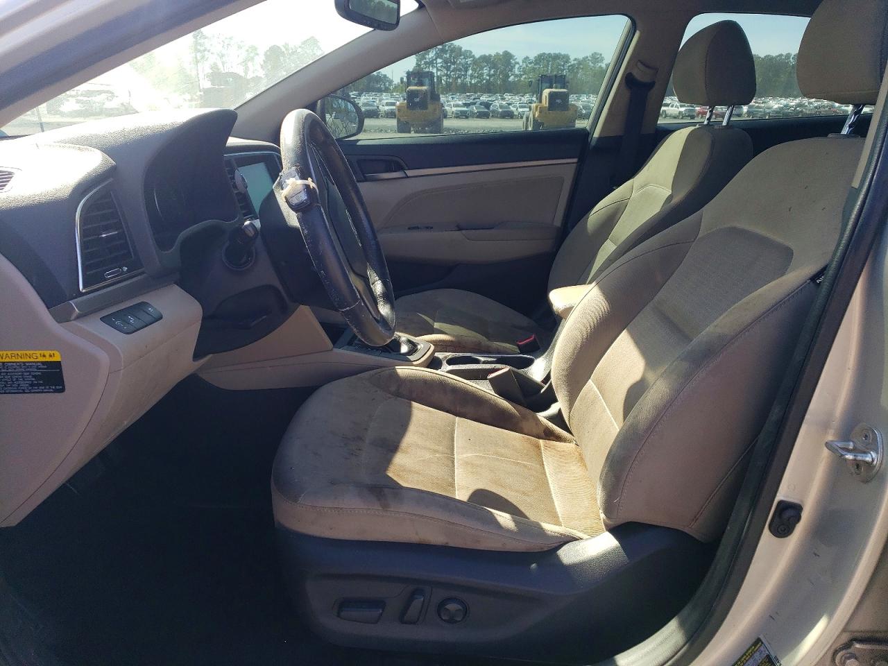 Hyundai ELANTRA Value Edition