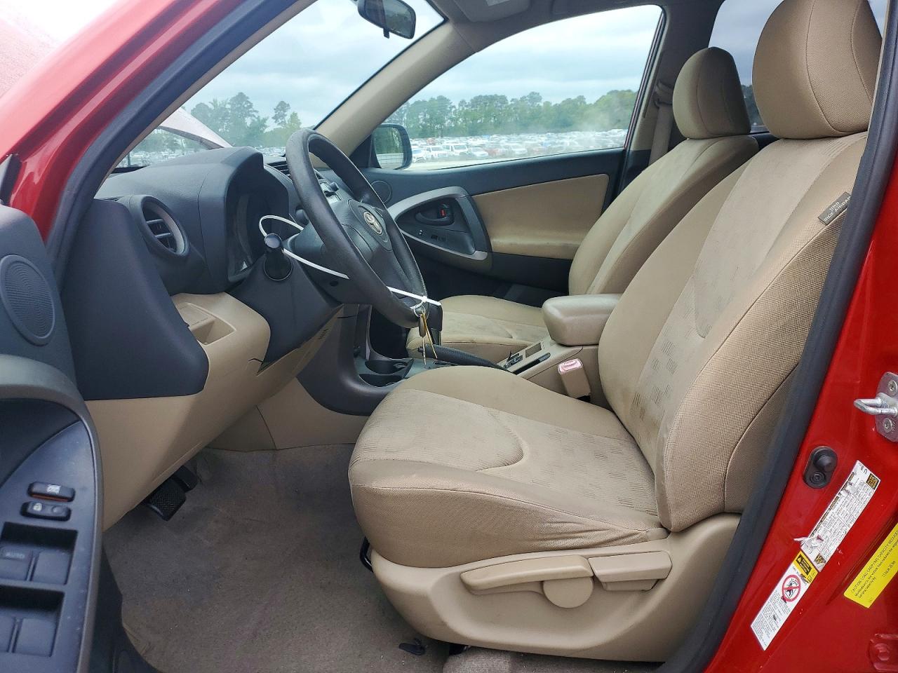 Toyota RAV4 Base