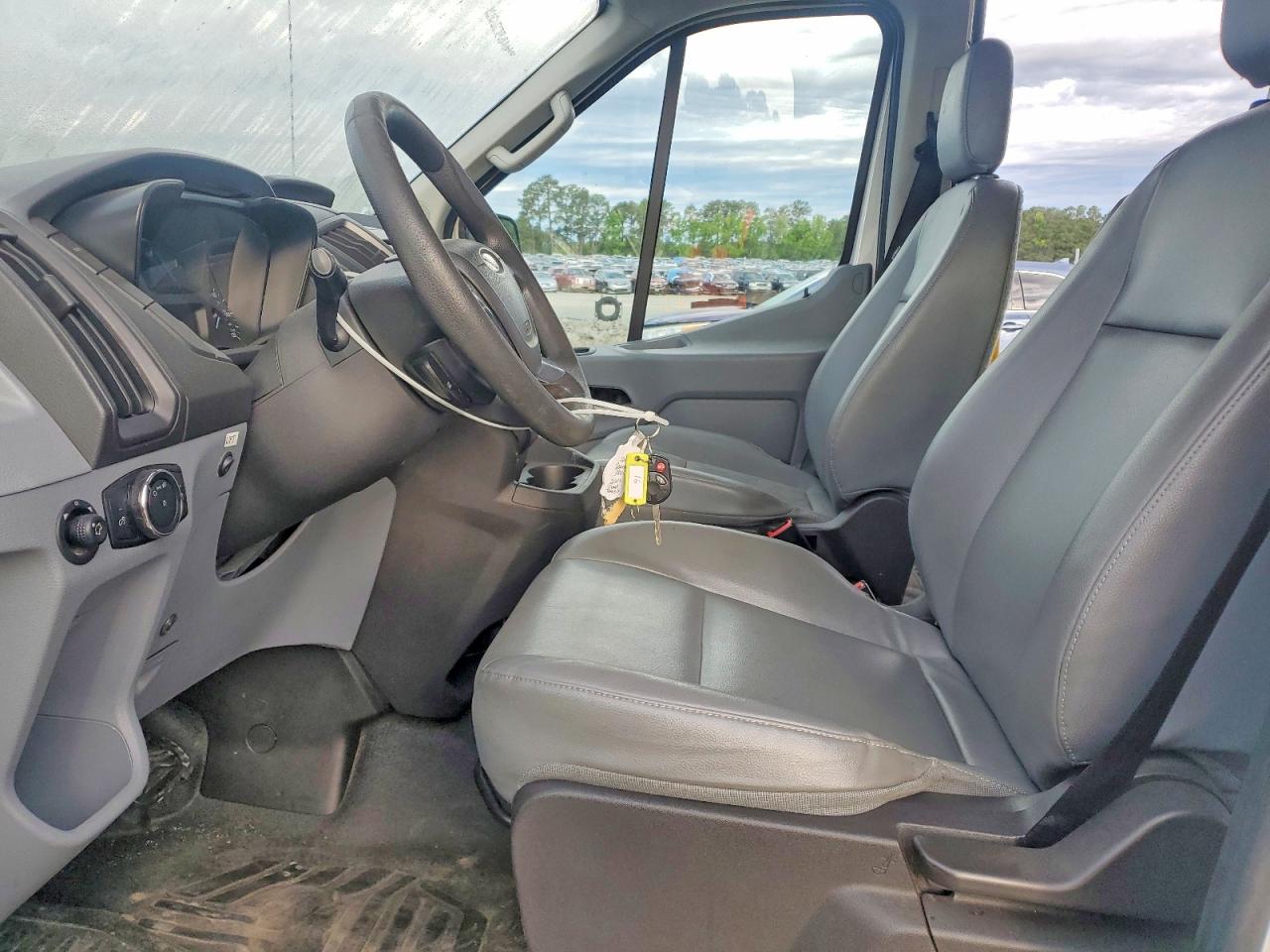 Ford Transit T-350
