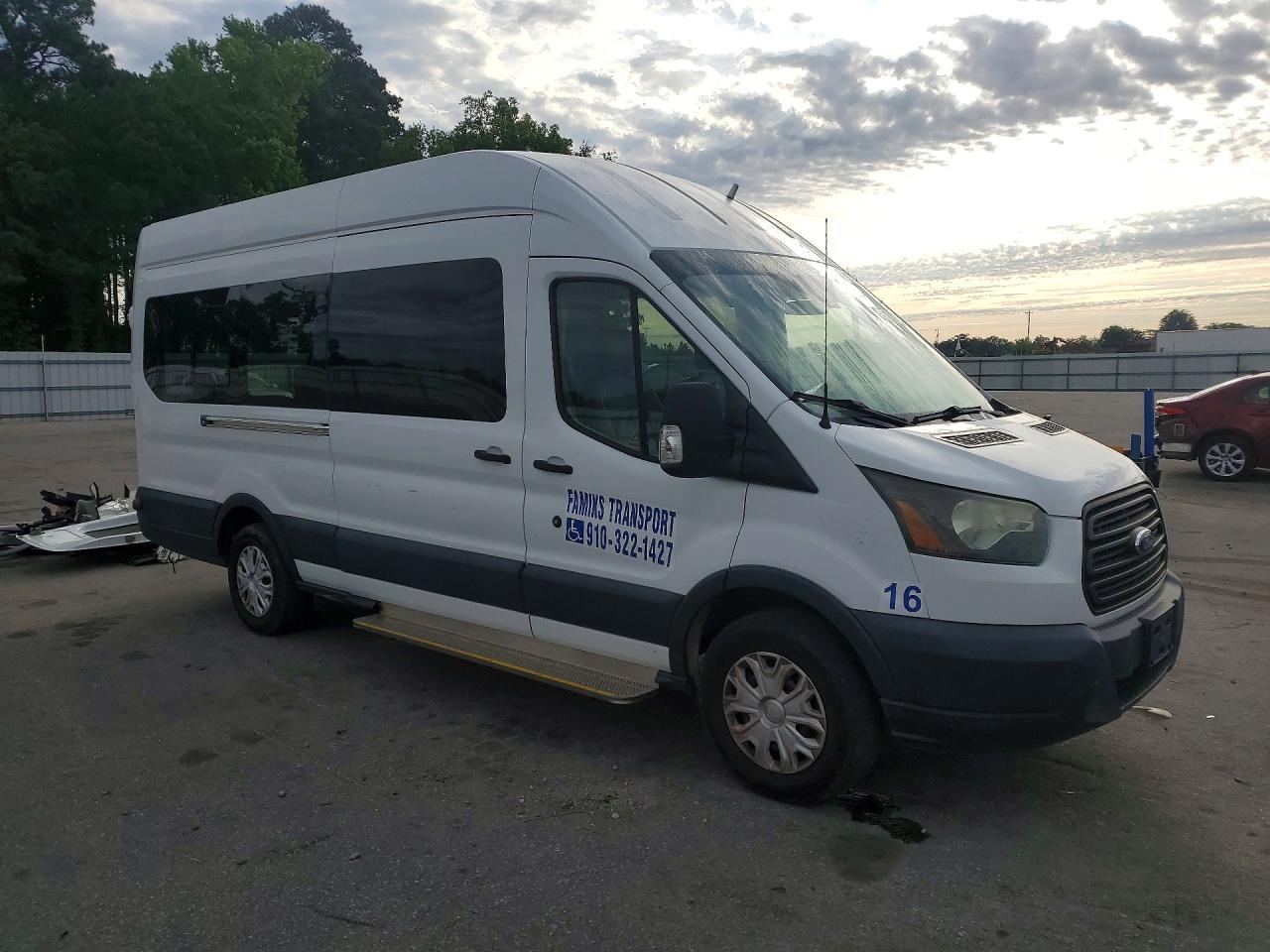 Ford Transit T-350