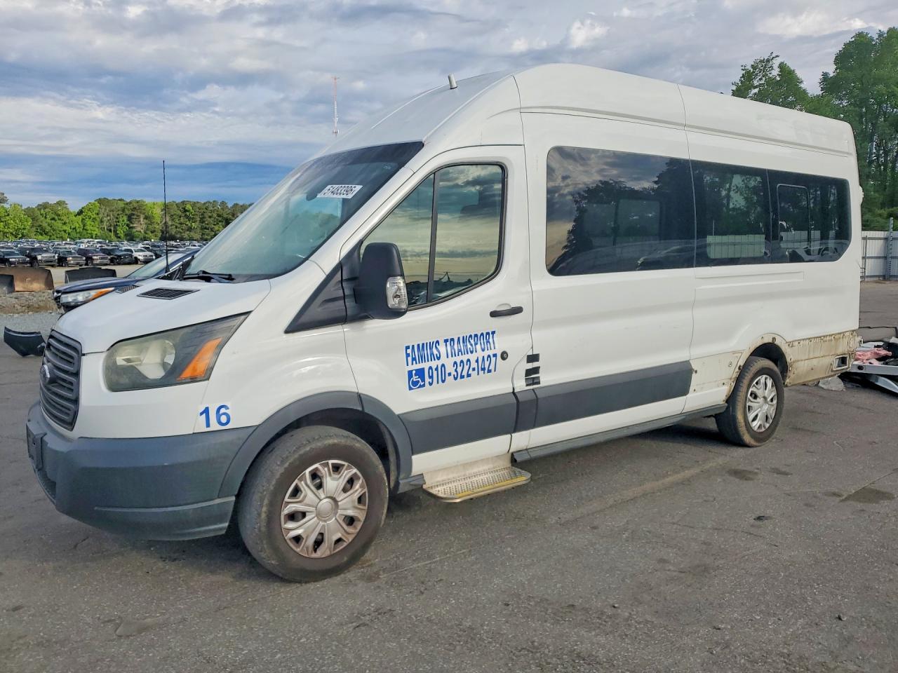 Salvage Ford Transit Image
