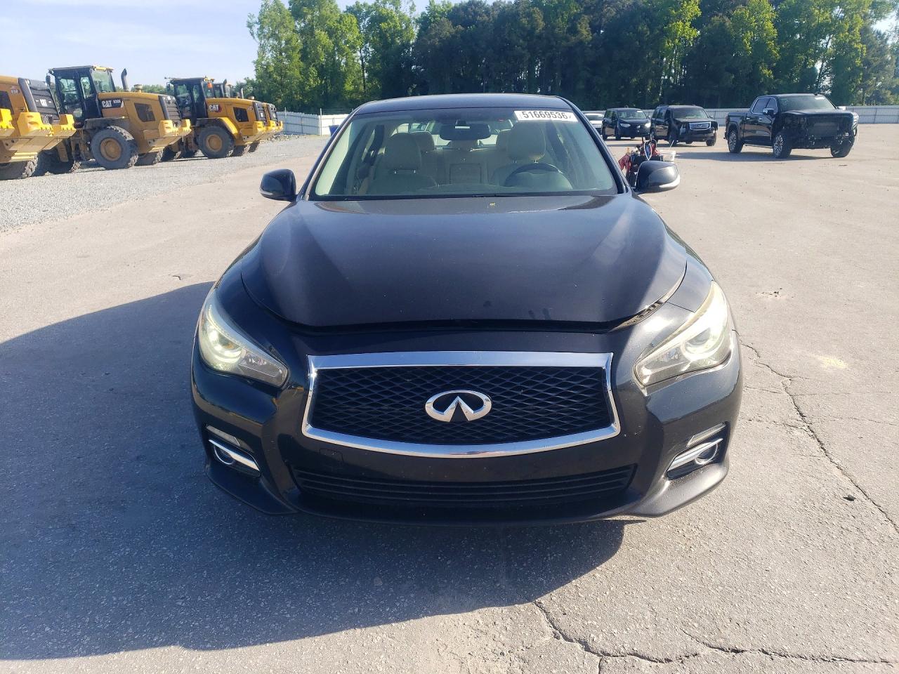 INFINITI Q50 3.0t Premium
