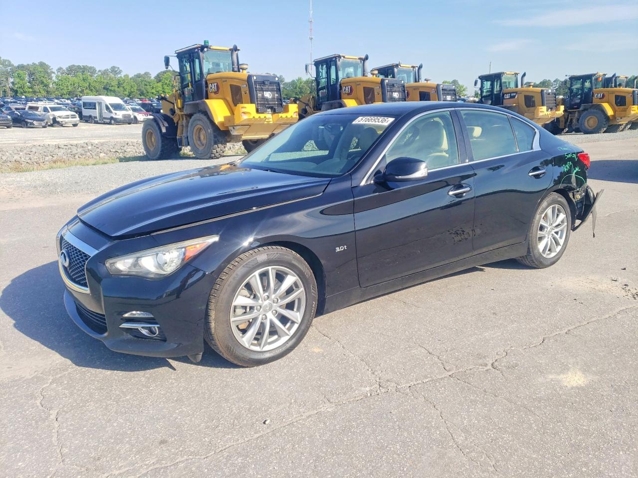Salvage INFINITI Q50 Image