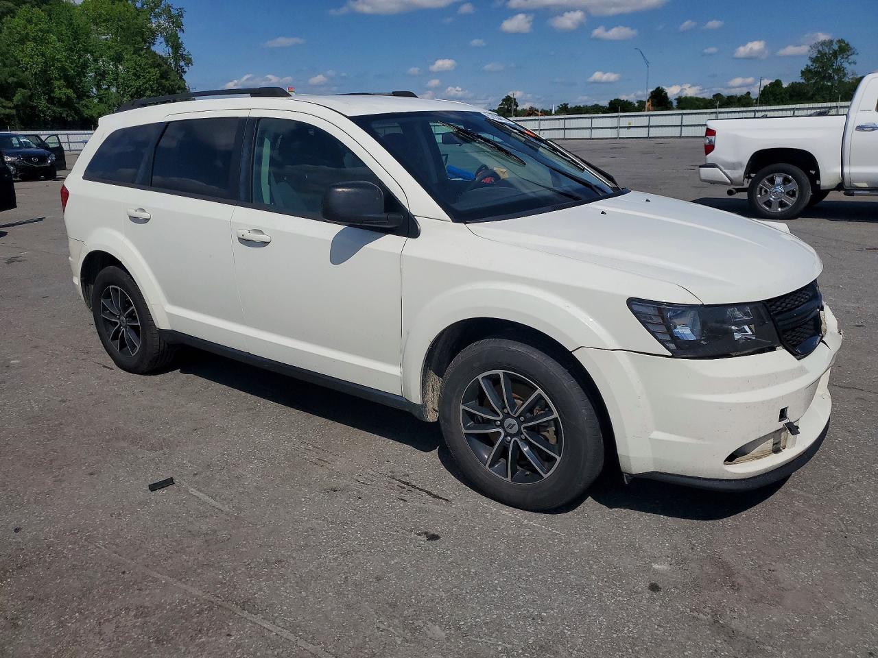 Dodge Journey Se