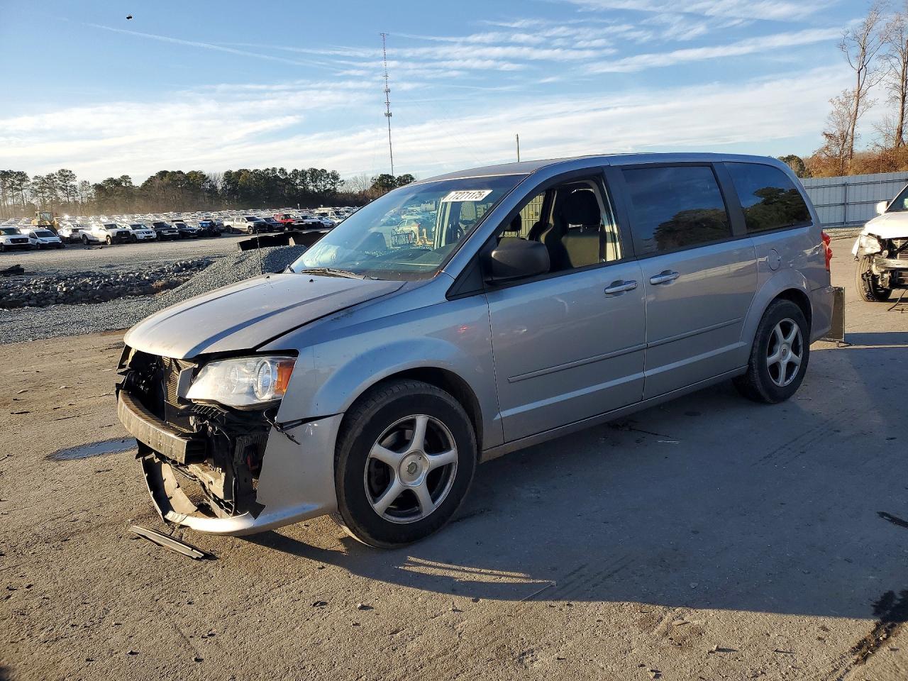 Salvage Dodge Caravan Image