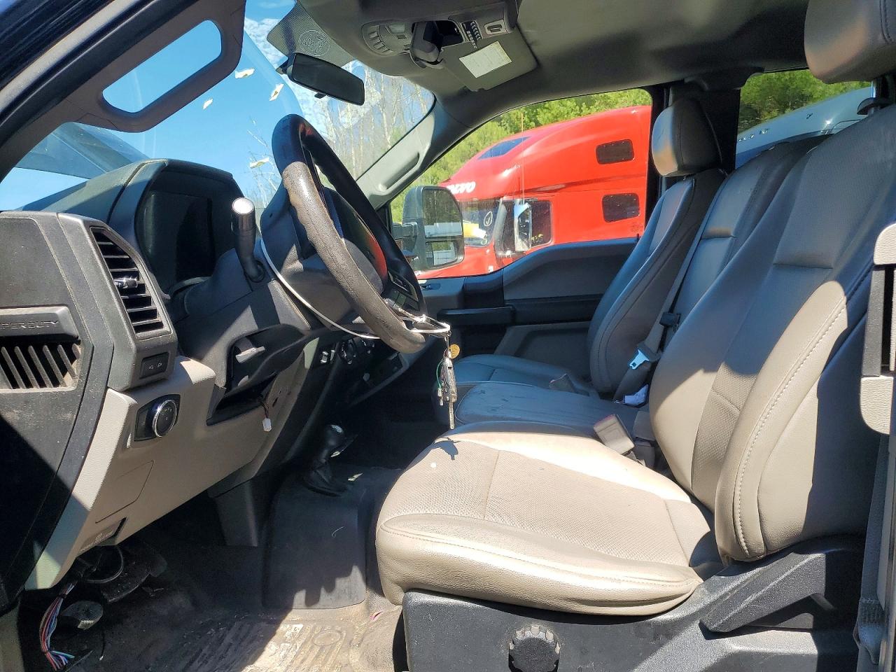 Ford F-550 Super Duty