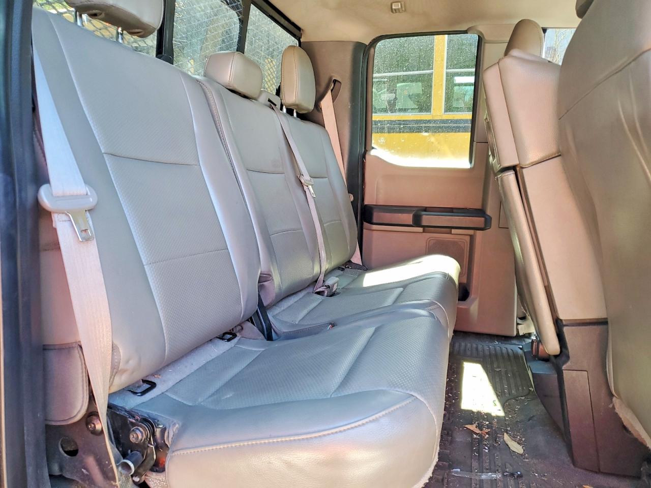 Ford F-550 Super Duty