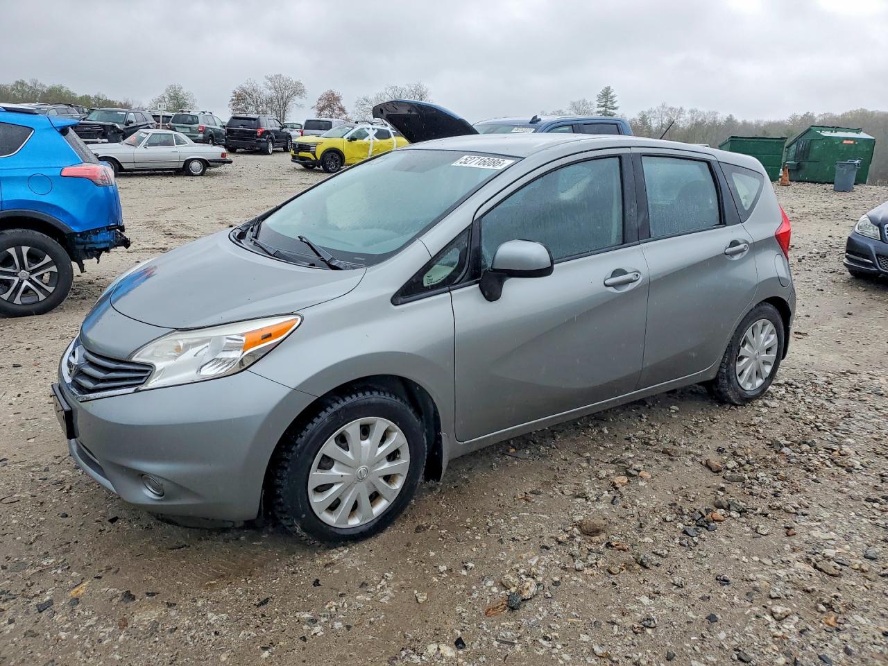 Salvage Nissan Versa Image