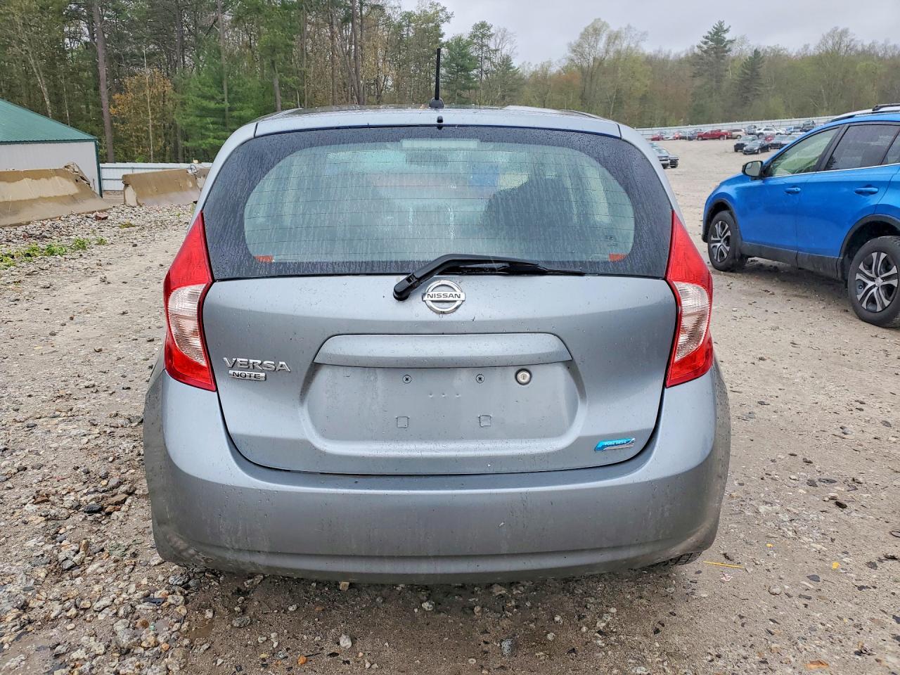 Nissan Versa S Plus