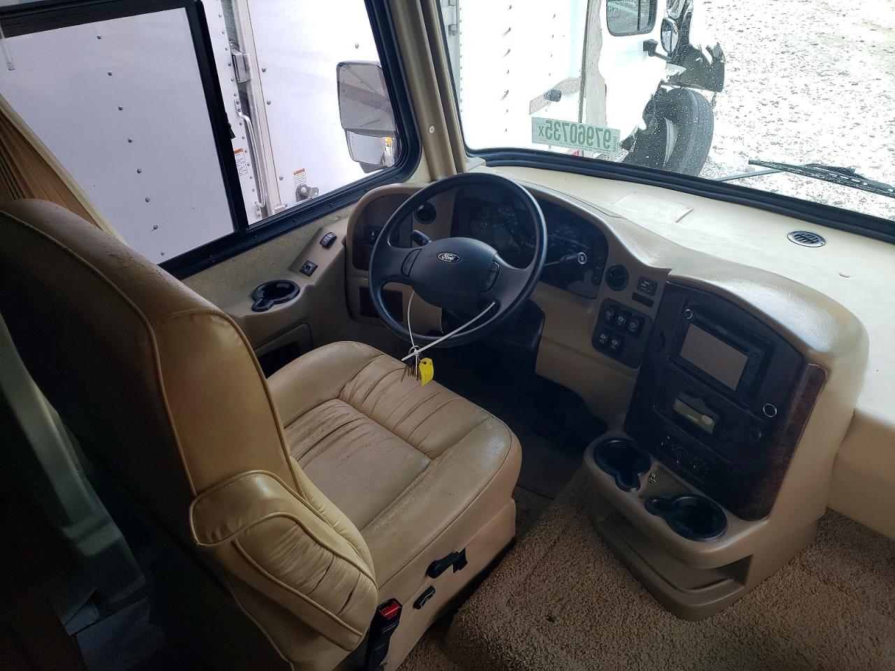 Ford F-530