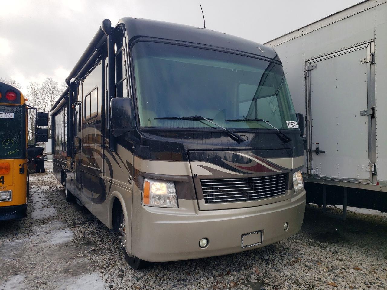 Salvage Ford F-530 Image
