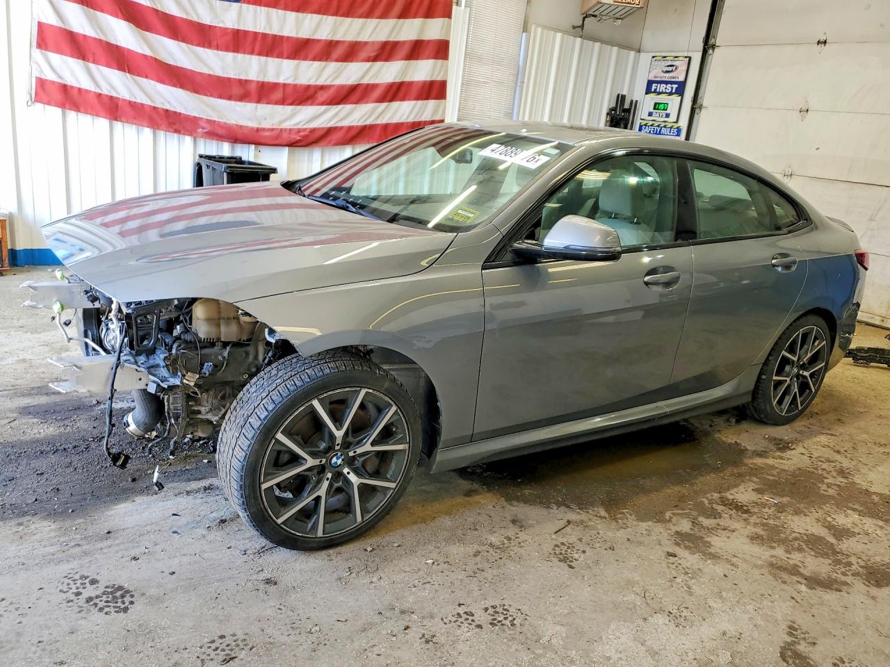 Salvage BMW 2 Series Image