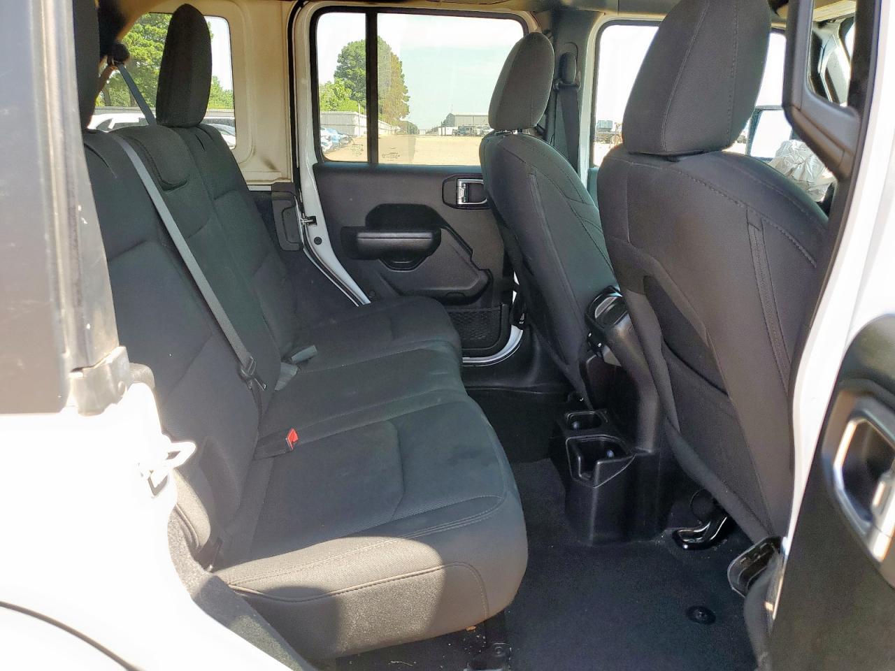 Jeep Wrangler Sport