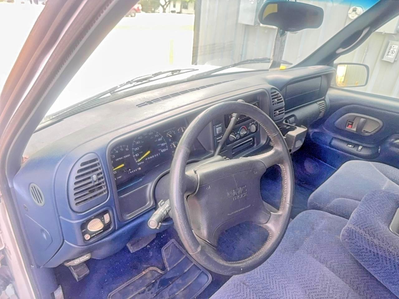 GMC Sierra C1500