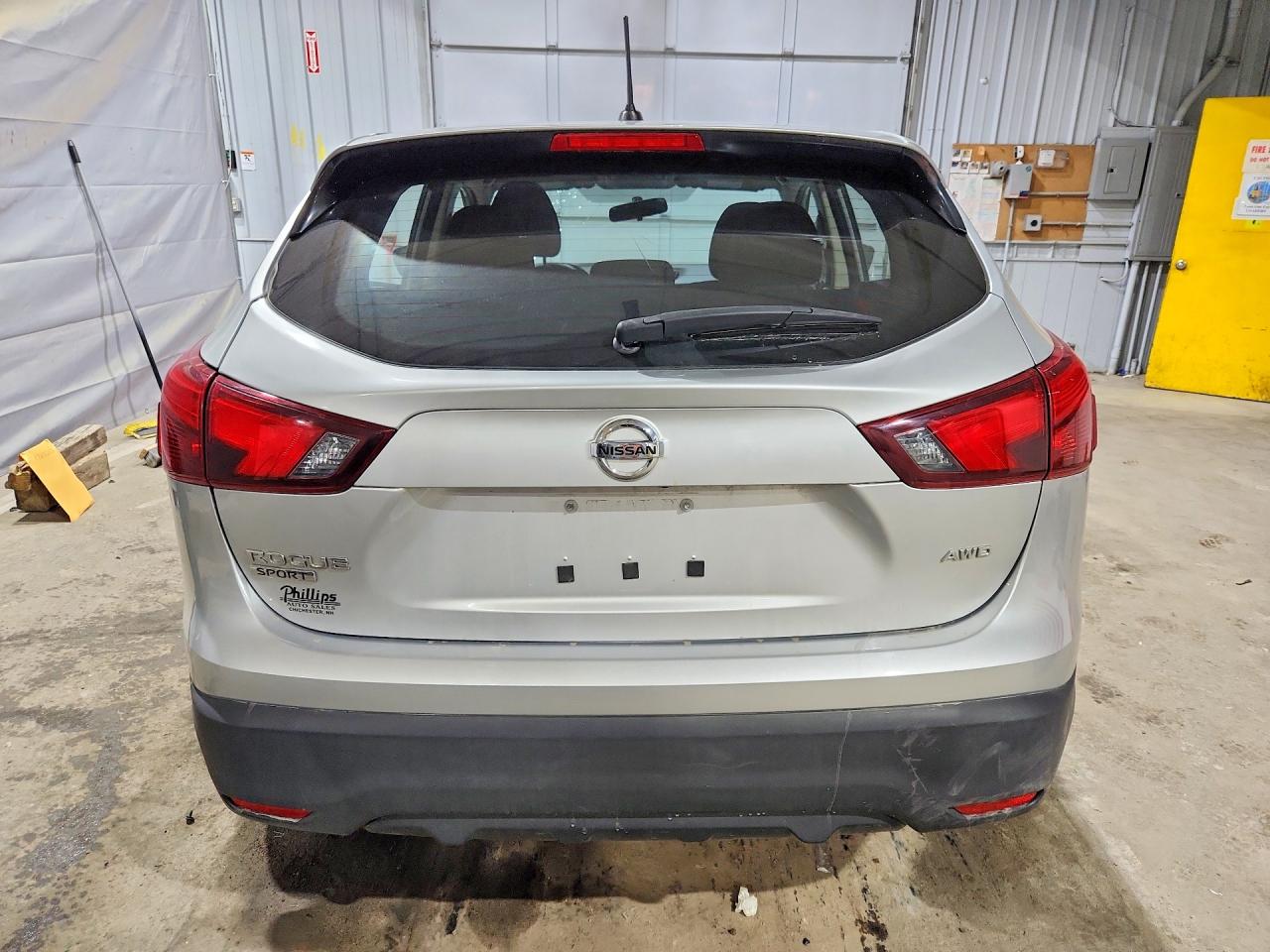 Nissan Rogue S