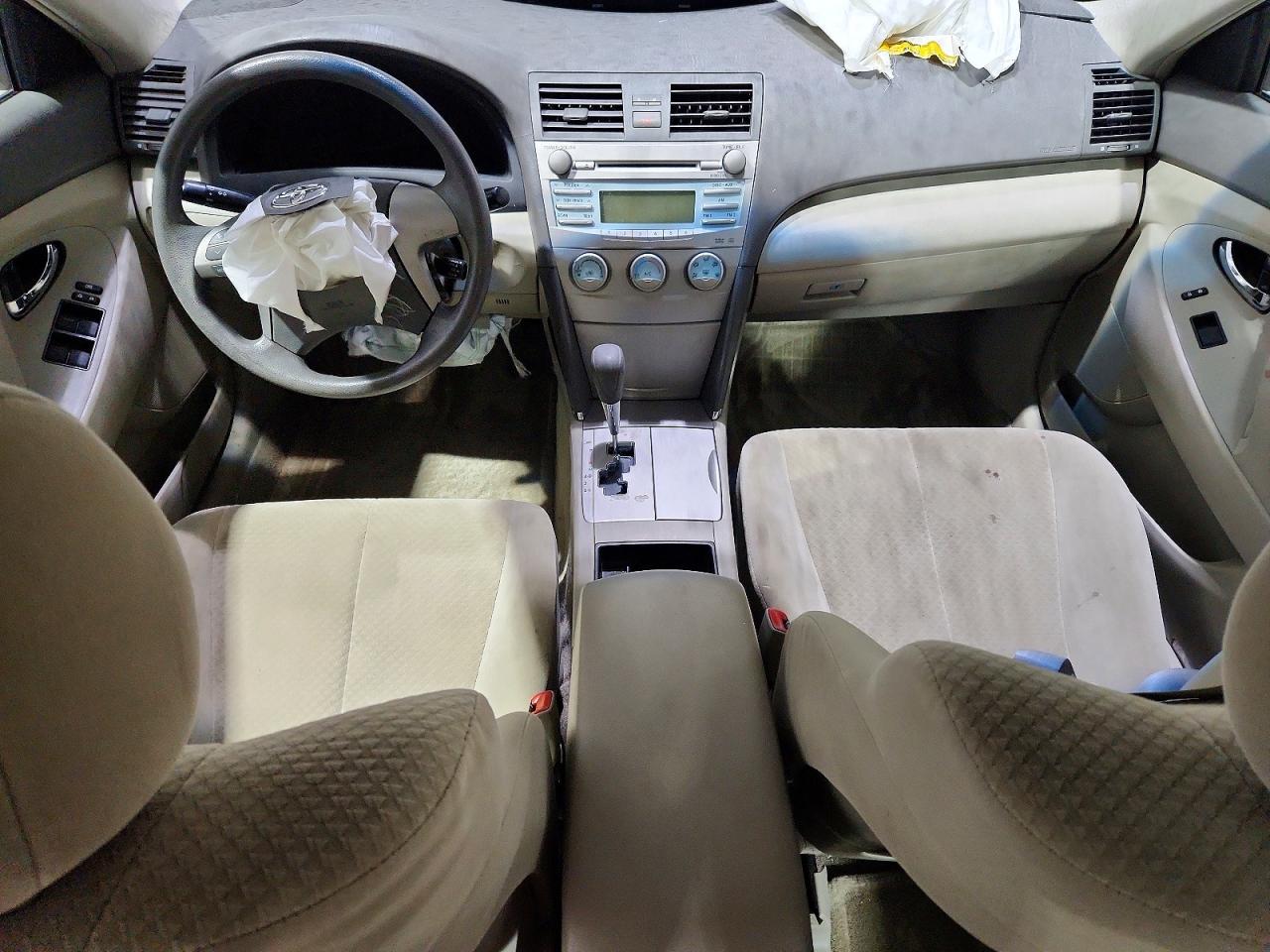 Toyota Camry Base
