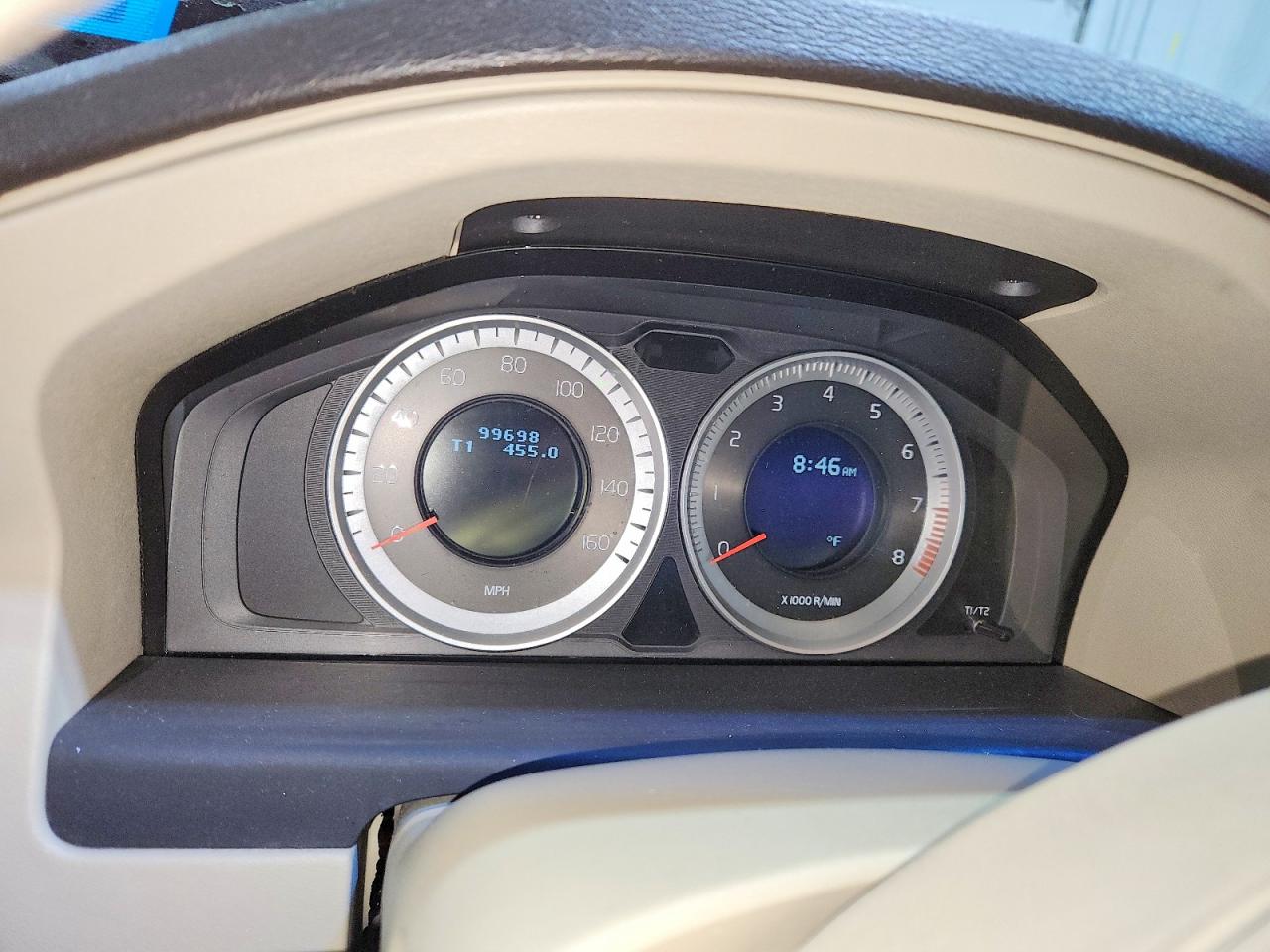Volvo XC70 3.2
