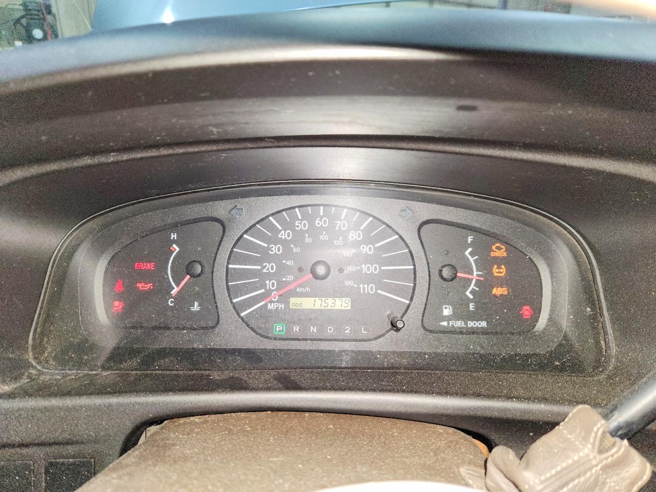 Toyota Sienna Ce