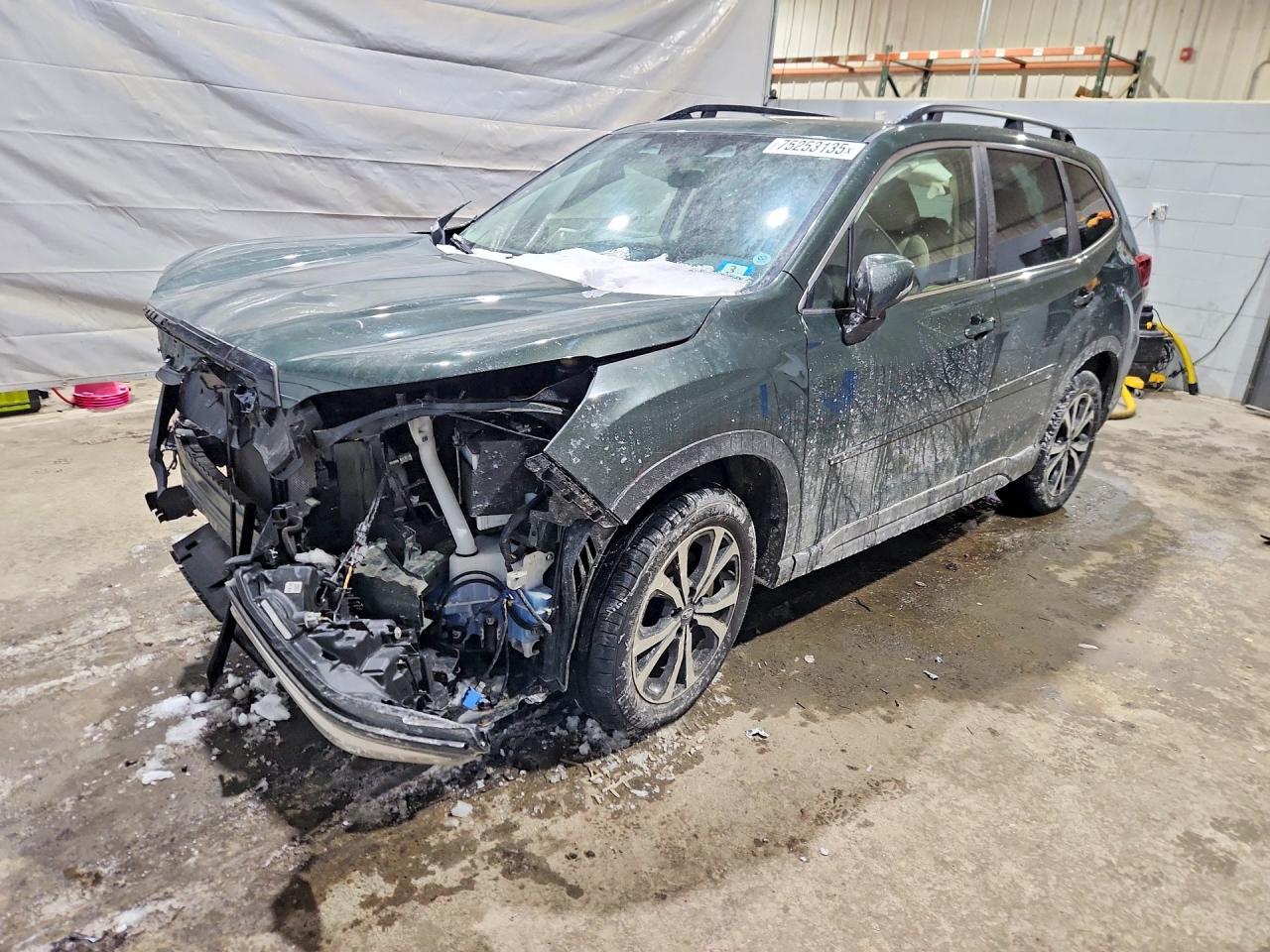 Salvage Subaru Forester Image