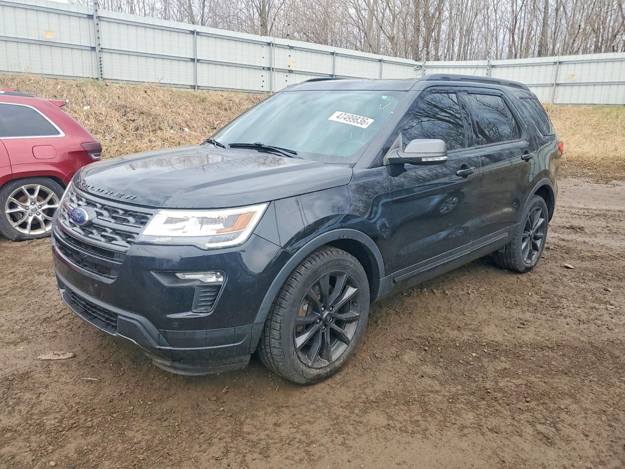 Salvage Ford Explorer Image