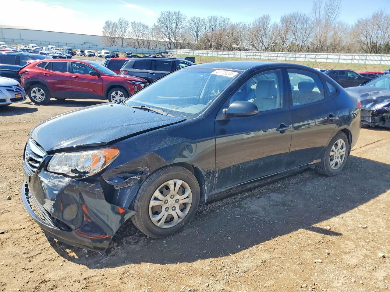 Salvage Hyundai ELANTRA Image
