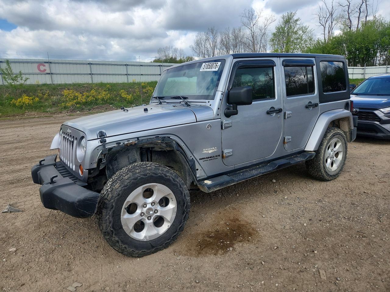 Salvage Jeep Wrangler Image