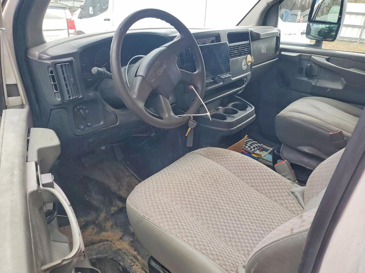 GMC Savana Cutaway G3500