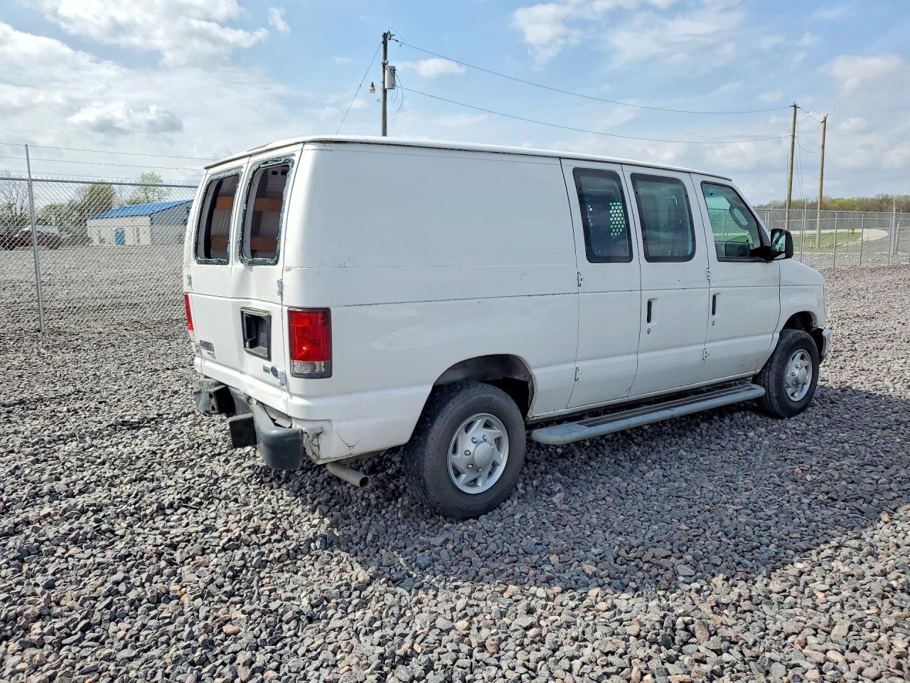 Ford Econoline E250 Van