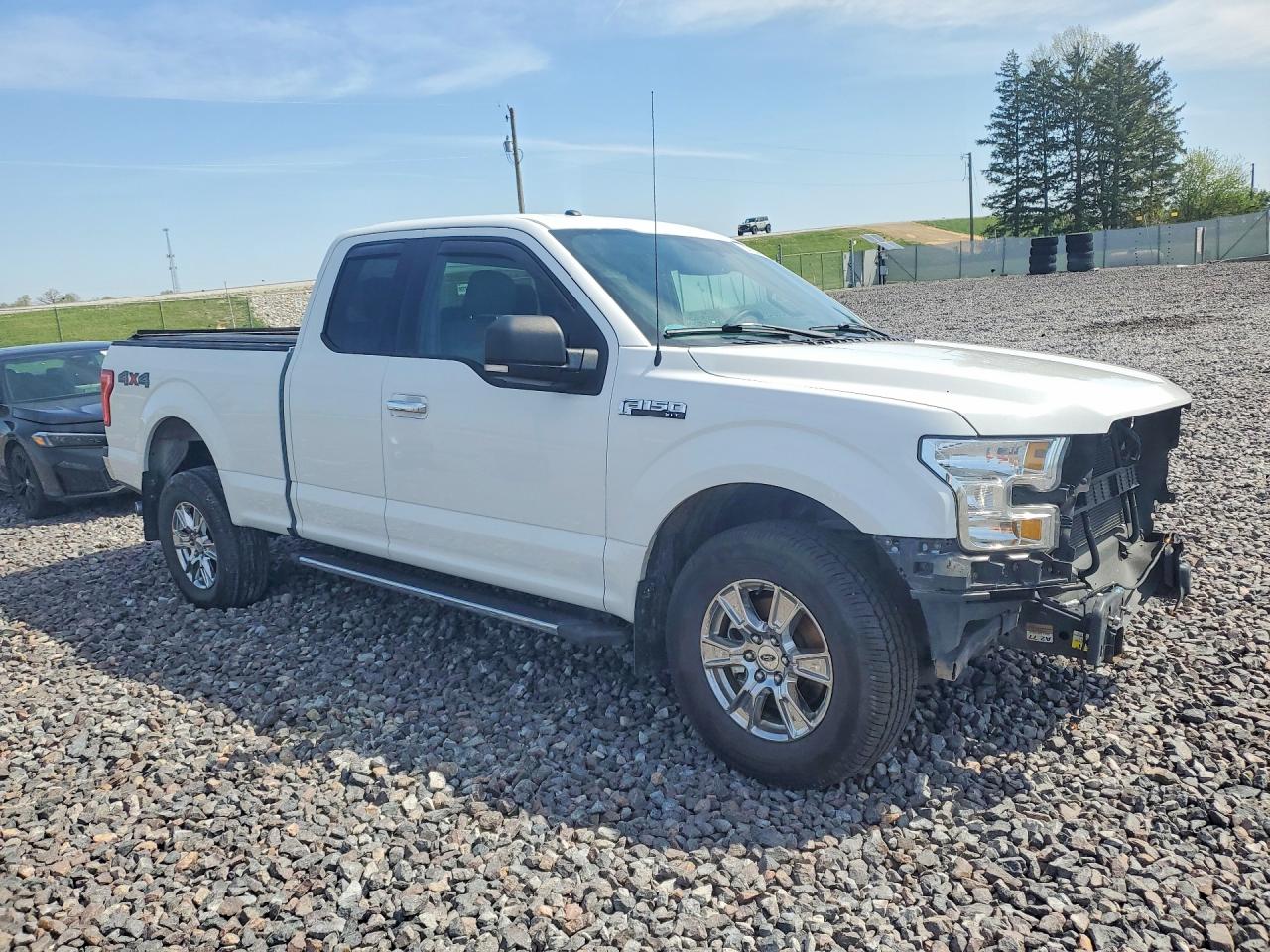 Ford F-150 Super Cab