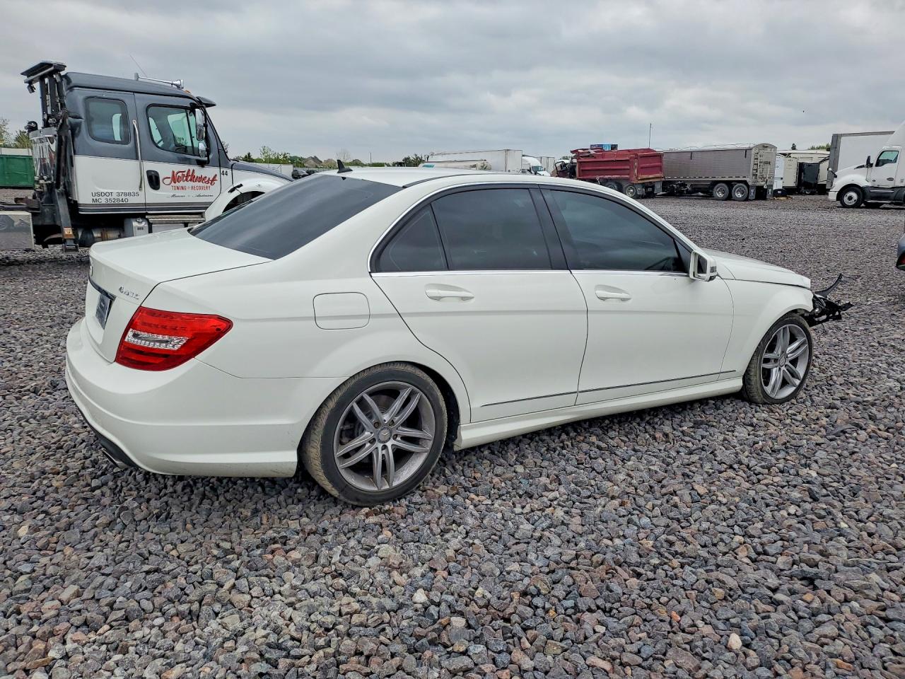 Mercedes-Benz C-Class 300 4matic