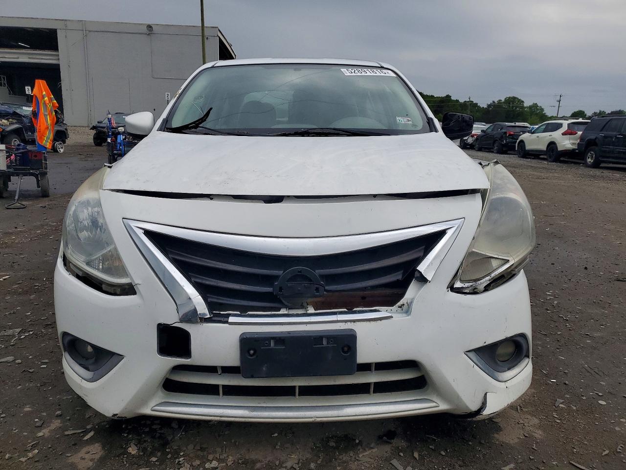 Nissan Versa 1.6 Sv