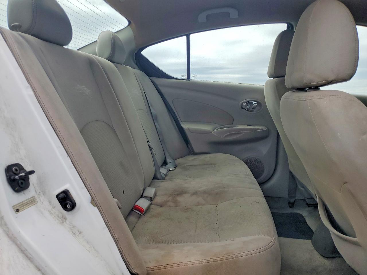 Nissan Versa 1.6 Sv