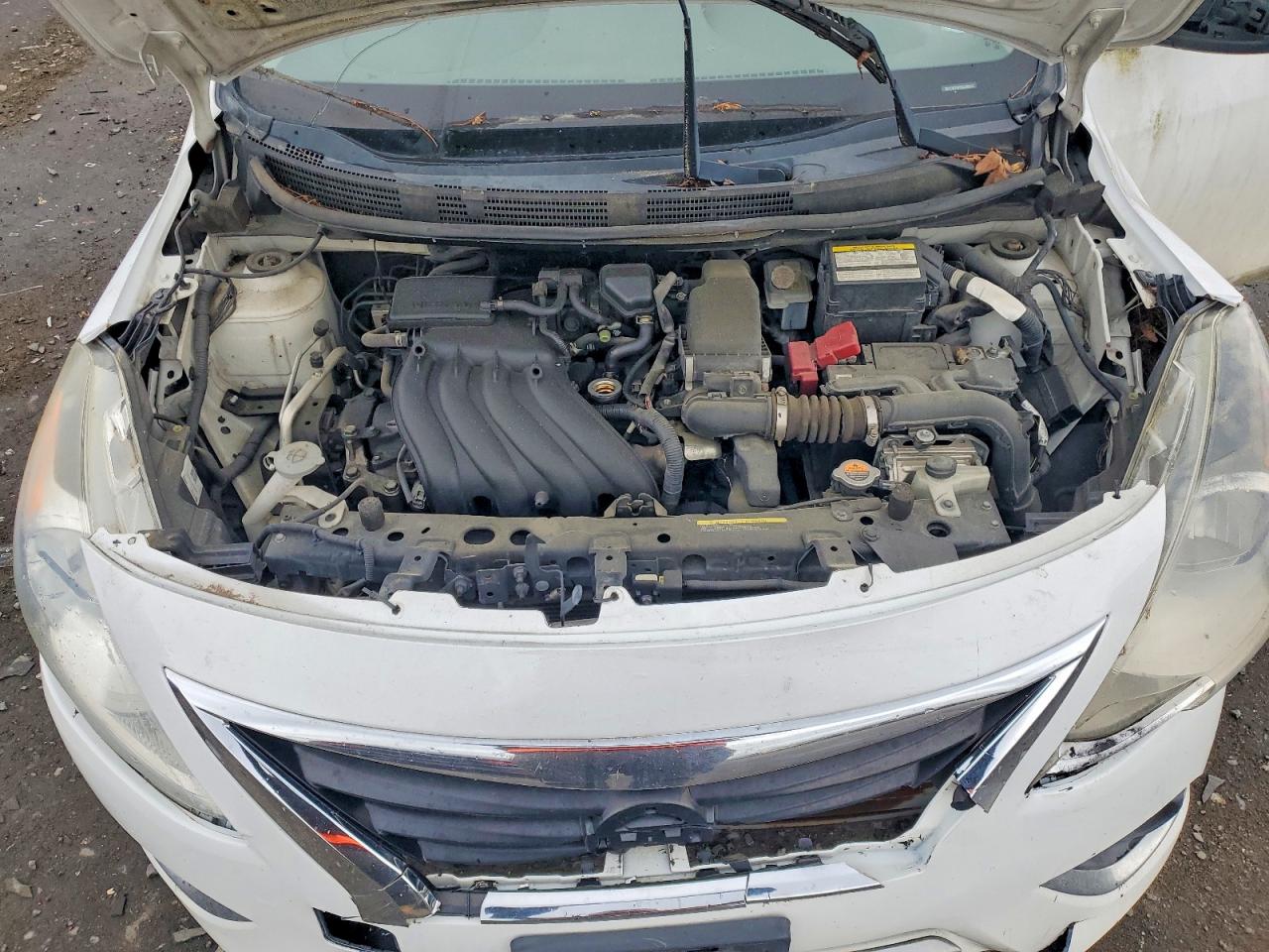 Nissan Versa 1.6 Sv