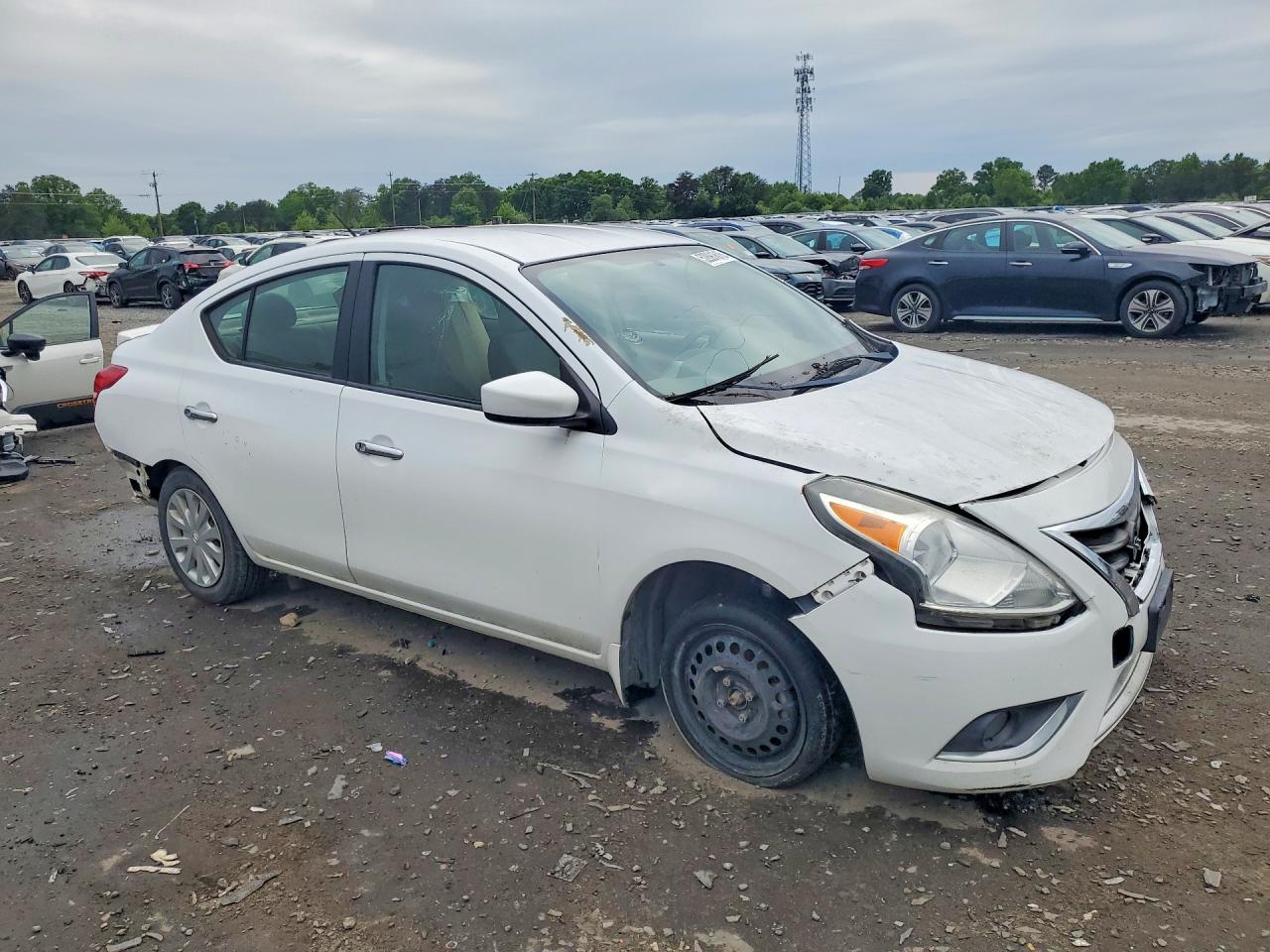 Nissan Versa 1.6 Sv