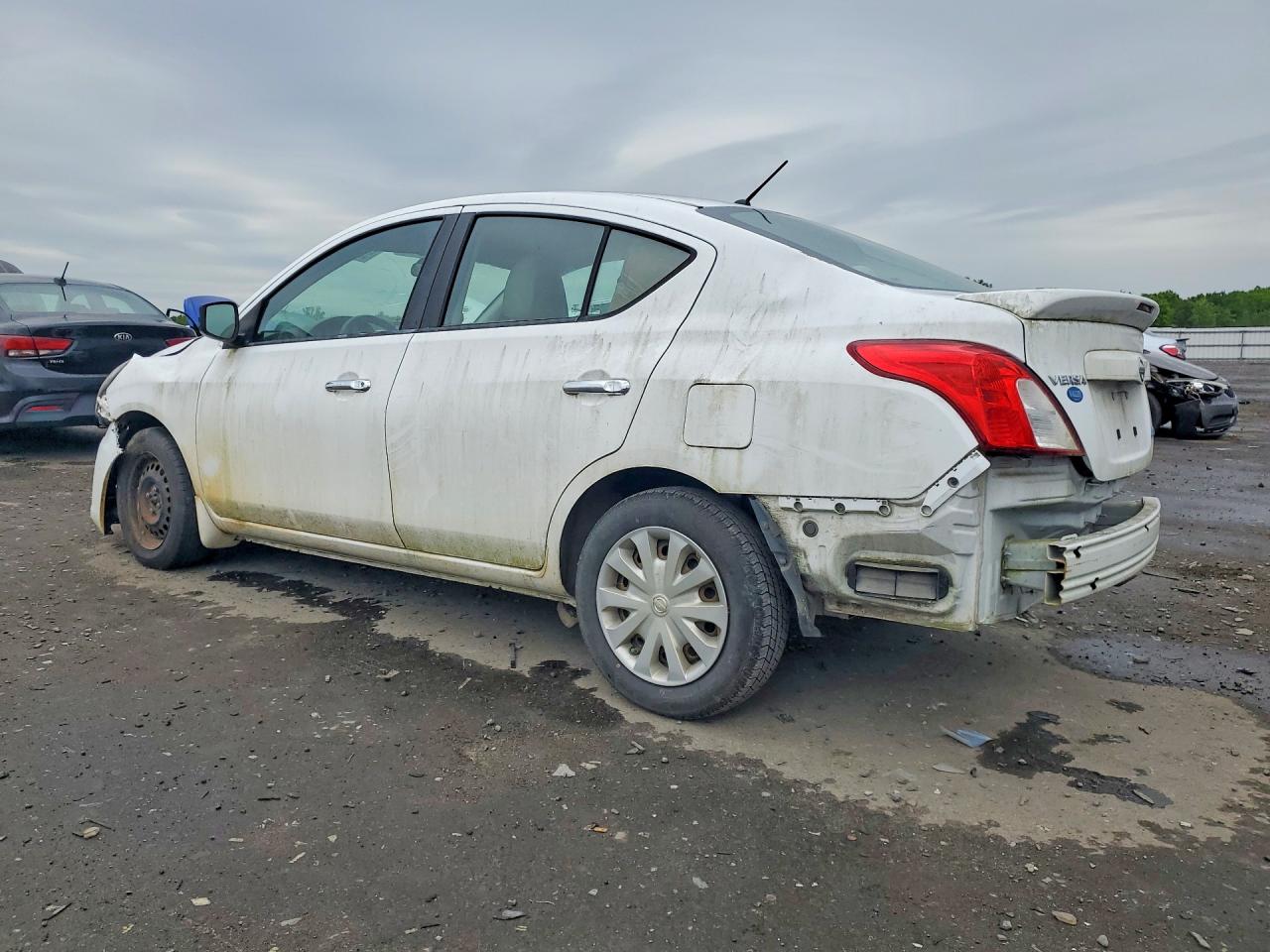 Nissan Versa 1.6 Sv