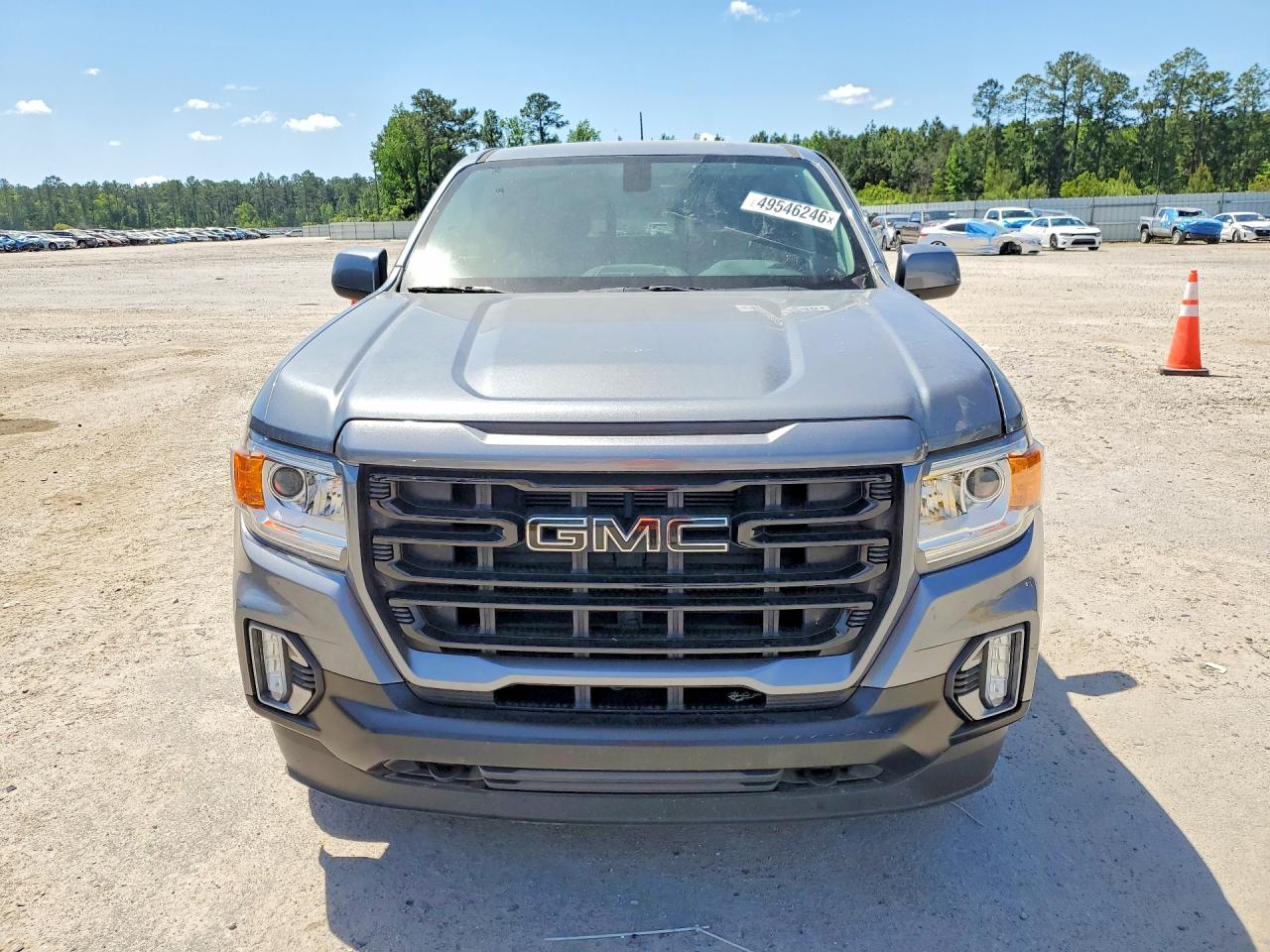 GMC Canyon Elevation