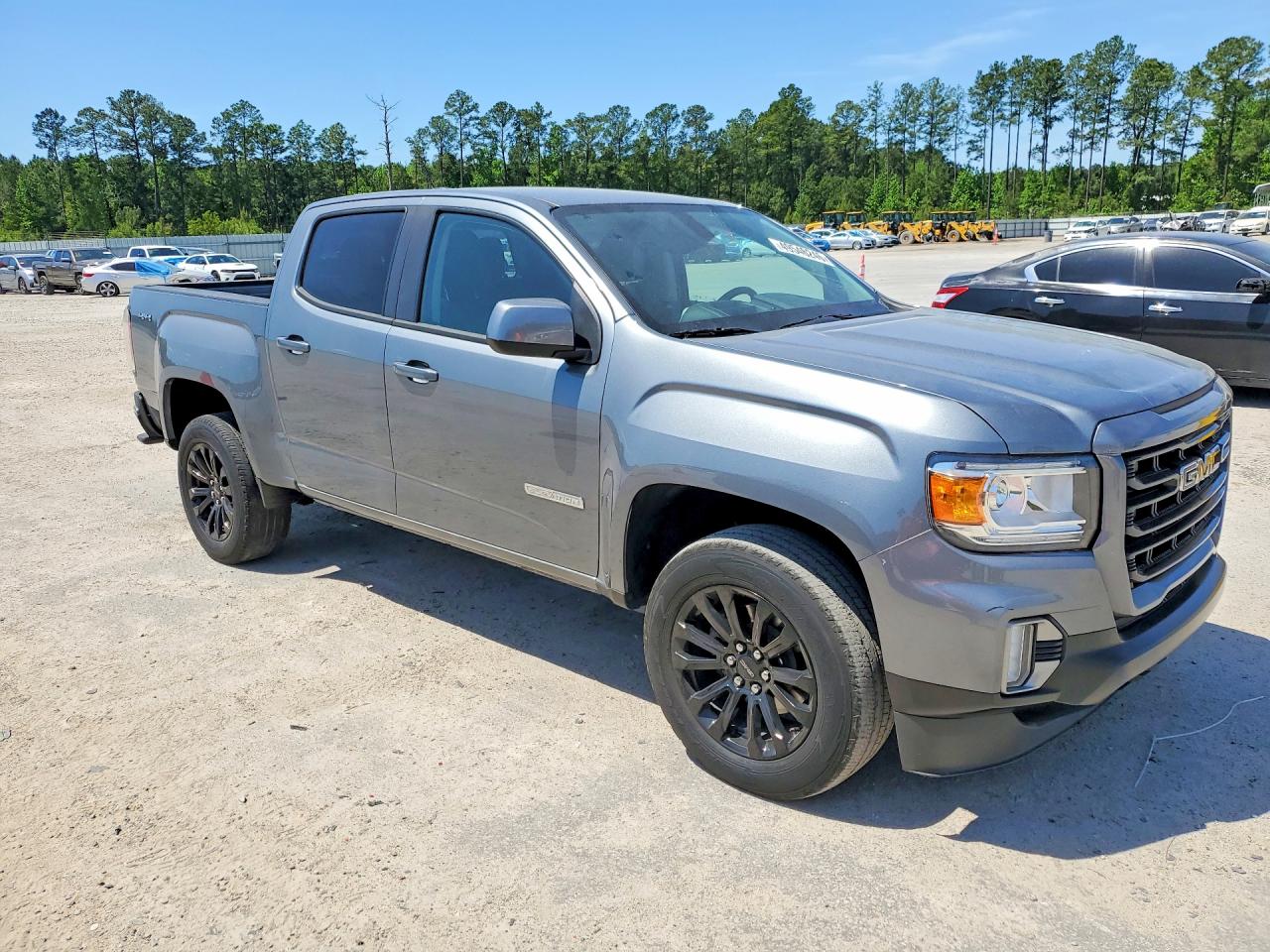GMC Canyon Elevation