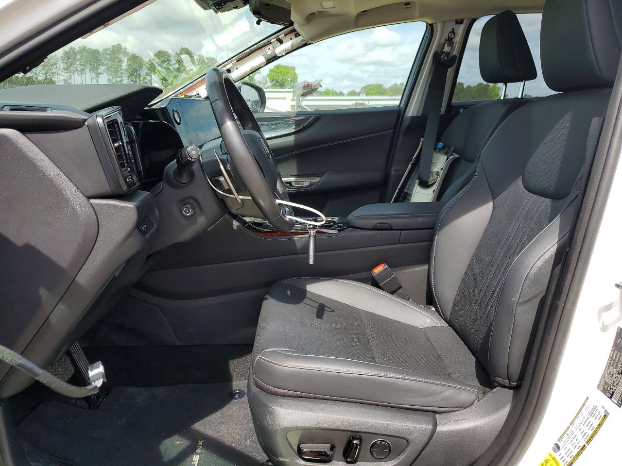 Lexus NX Premium