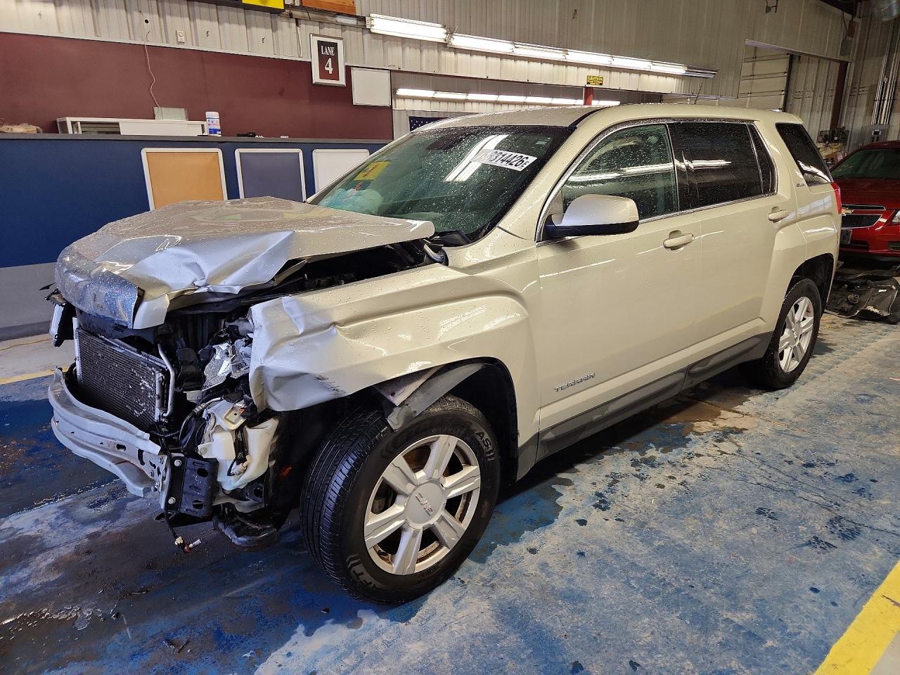 Salvage GMC Terrain Image