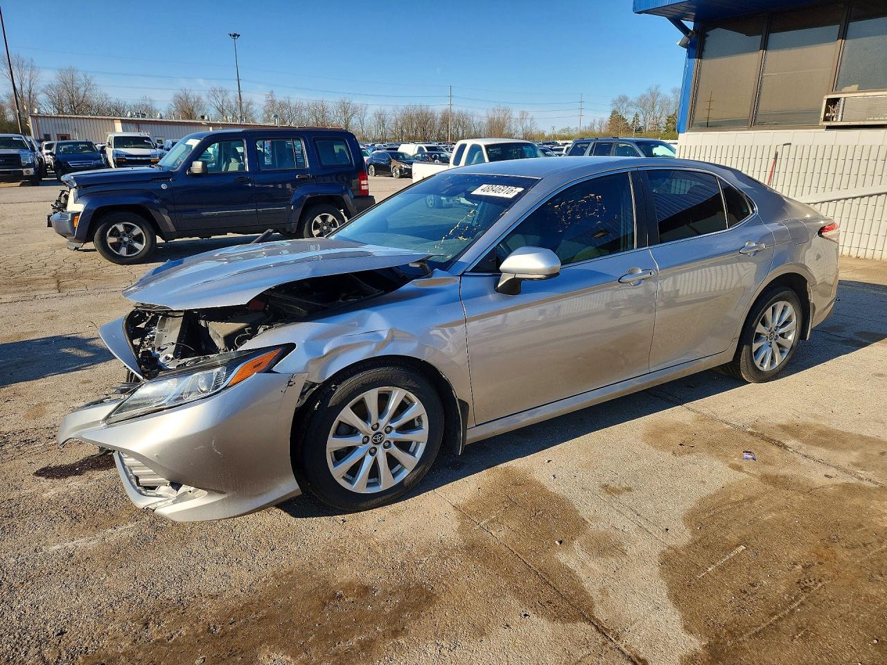 Salvage Toyota Camry Image