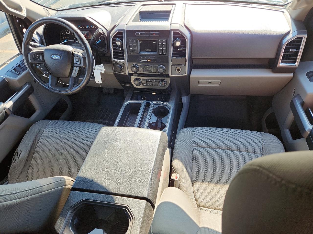 Ford F-150 Super Cab