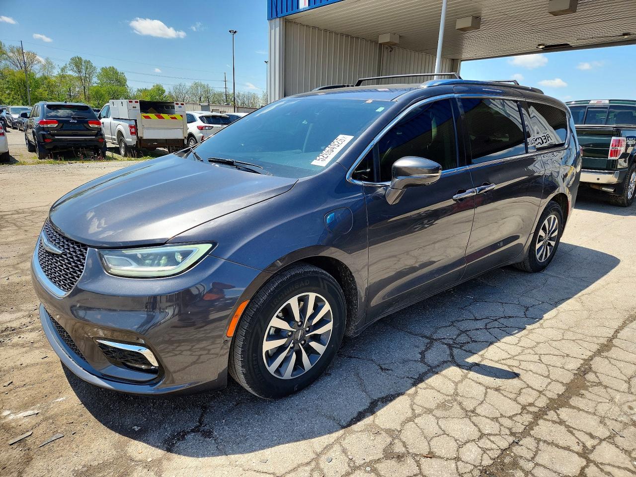 Chrysler Pacifica Hybrid Touring L