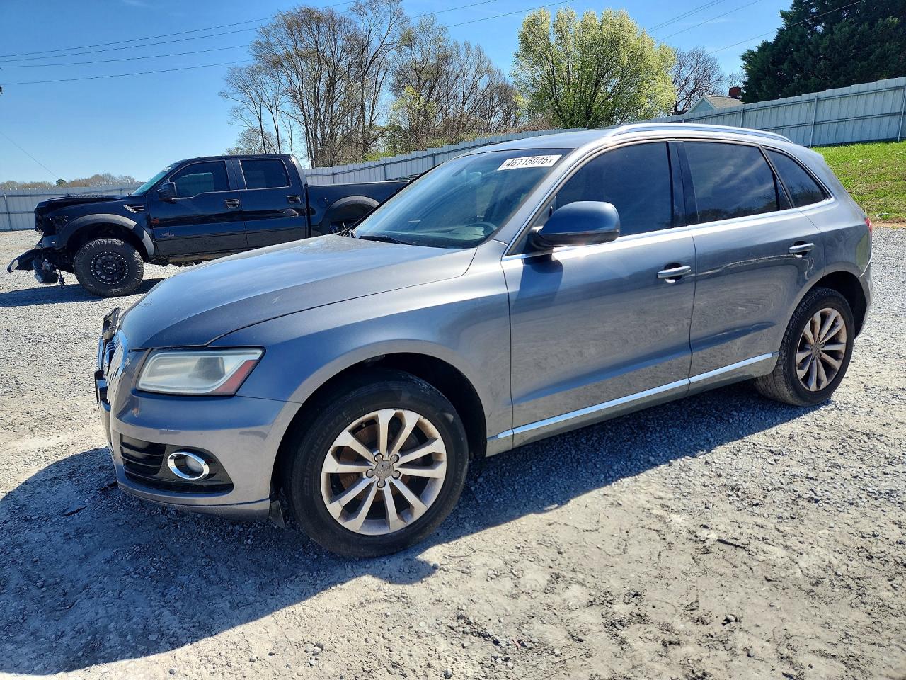 Salvage Audi Q5 Image